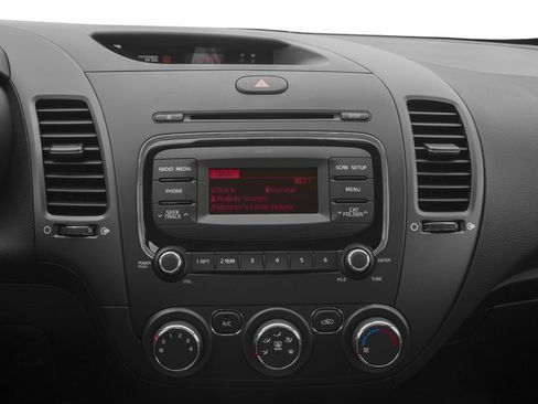 Used 2017 Kia Forte LX FWD image 13