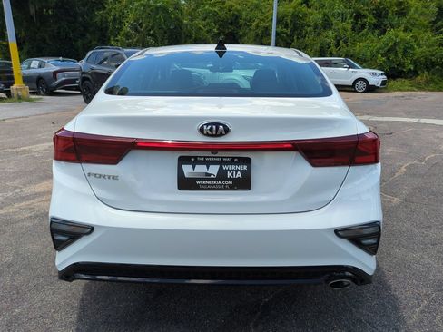 Certified 2021 Kia Forte LXS FWD image 6