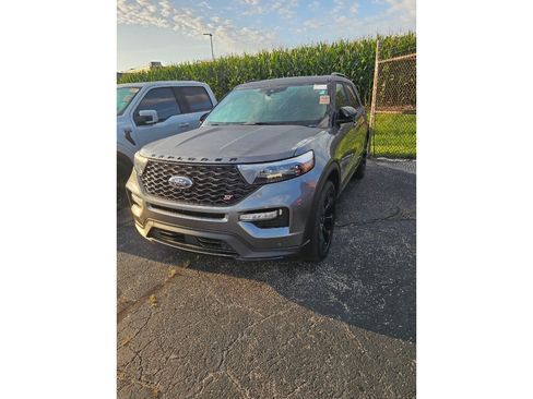 Used 2024 Ford Explorer ST w/ Equipment Group 401A AWD/4WD image 4
