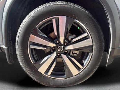 Used 2021 Nissan Rogue SL AWD/4WD image 24