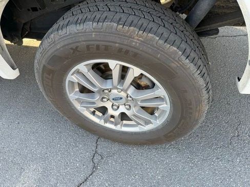 Used 2020 Ford F150 Lariat AWD/4WD image 10