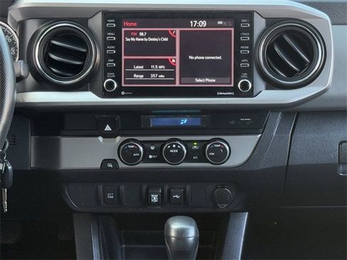 Used 2022 Toyota Tacoma SR5 image 17