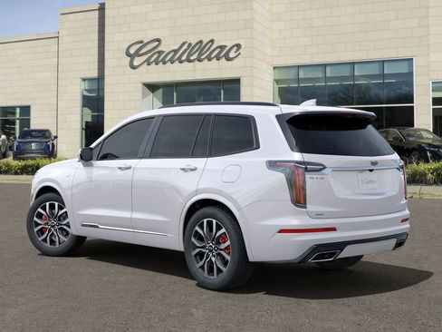 New 2025 Cadillac XT6 Sport w/ Platinum Package image 3