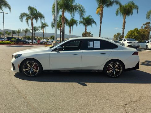 Certified 2024 BMW i5 M60 w/ Premium Package image 7