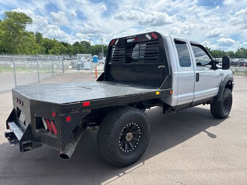 Used 2003 Ford F250 XLT AWD/4WD image 5