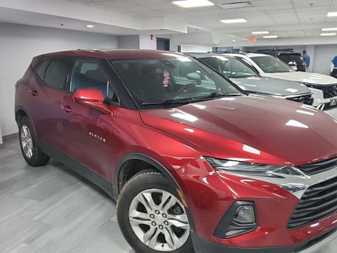 Used 2021 Chevrolet Blazer LT AWD/4WD image 2