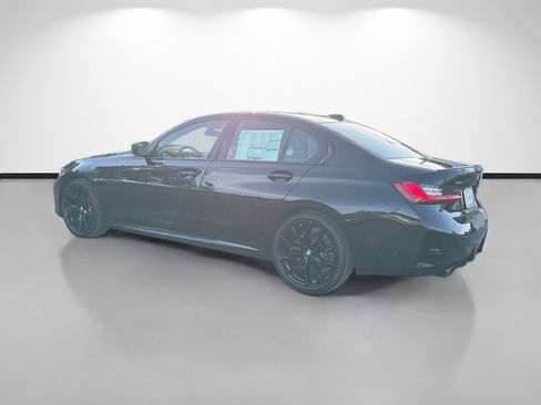 New 2026 BMW 330i xDrive Sedan w/ M Sport Package AWD/4WD image 5