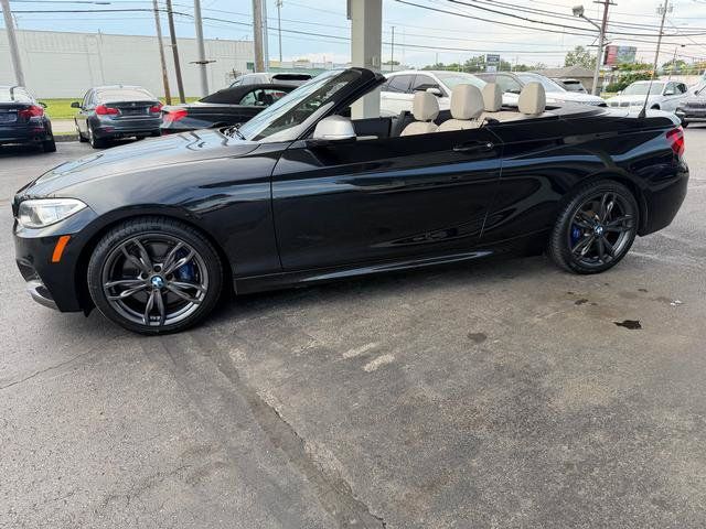 Used 2016 BMW M235i xDrive Convertible AWD/4WD image 18