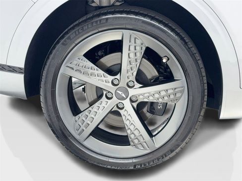 Used 2024 Genesis GV70 3.5T Sport w/ Sport Advanced Package image 51