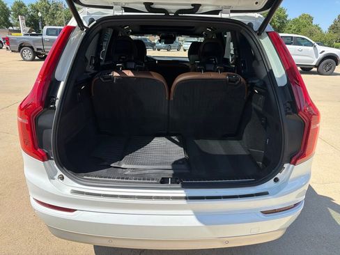 Used 2022 Volvo XC90 T6 Momentum w/ Advanced Package AWD/4WD image 19