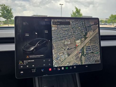 Used 2024 Tesla Model 3 Long Range AWD/4WD image 24