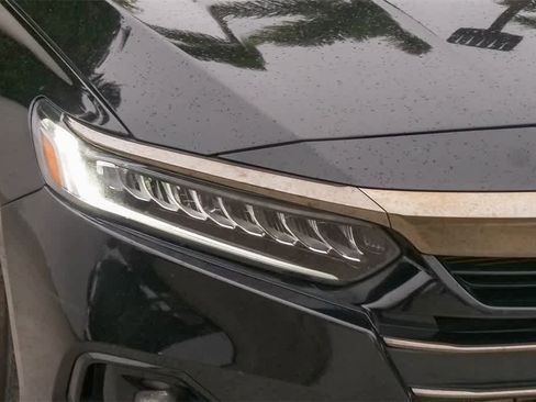 Used 2022 Honda Accord Sport image 4