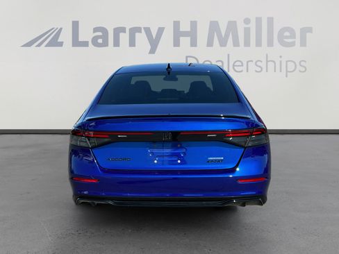 Used 2023 Honda Accord Sport image 4