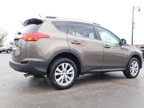 Used 2013 Toyota RAV4 Limited AWD/4WD image 5