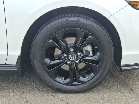 Certified 2025 Honda Accord SE image 26