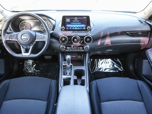 Used 2025 Nissan Sentra SV w/ All-Weather Package FWD image 12