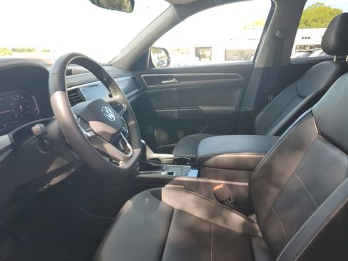 Certified 2023 Volkswagen Atlas SE FWD image 22
