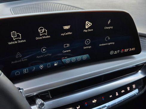New 2026 Cadillac Lyriq Sport image 18