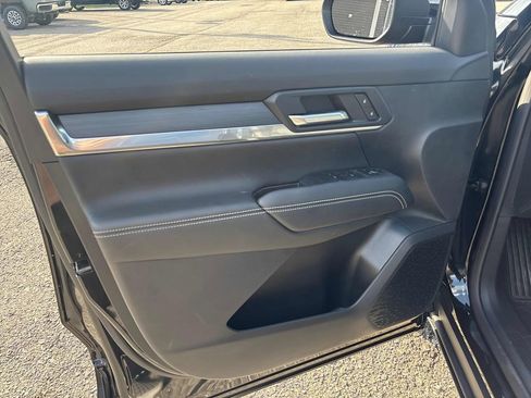 New 2026 GMC Terrain Elevation image 9