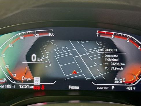 Used 2022 BMW X4 xDrive30i w/ Convenience Package image 12