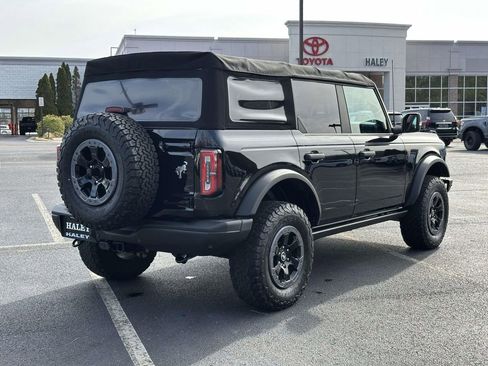 Used 2021 Ford Bronco Badlands image 20