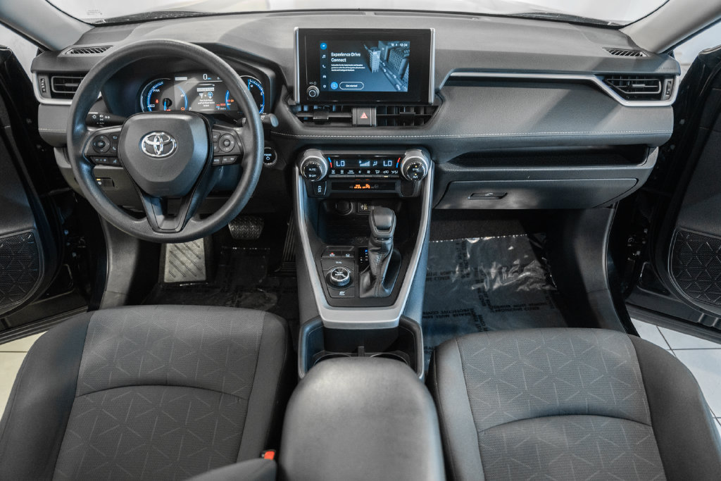 Certified 2025 Toyota RAV4 XLE AWD/4WD image 12