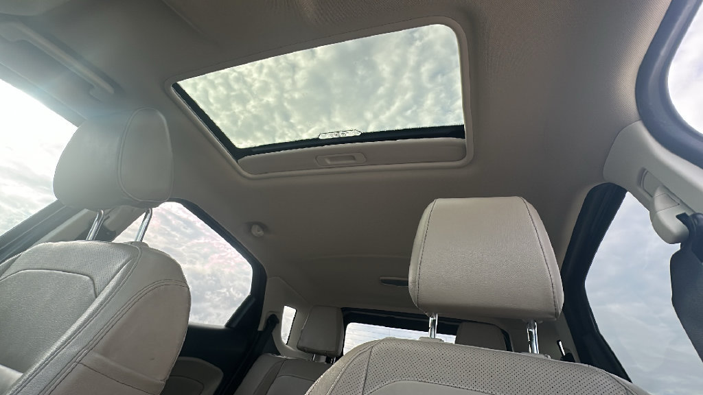 Used 2018 Ford EcoSport Titanium AWD/4WD image 5