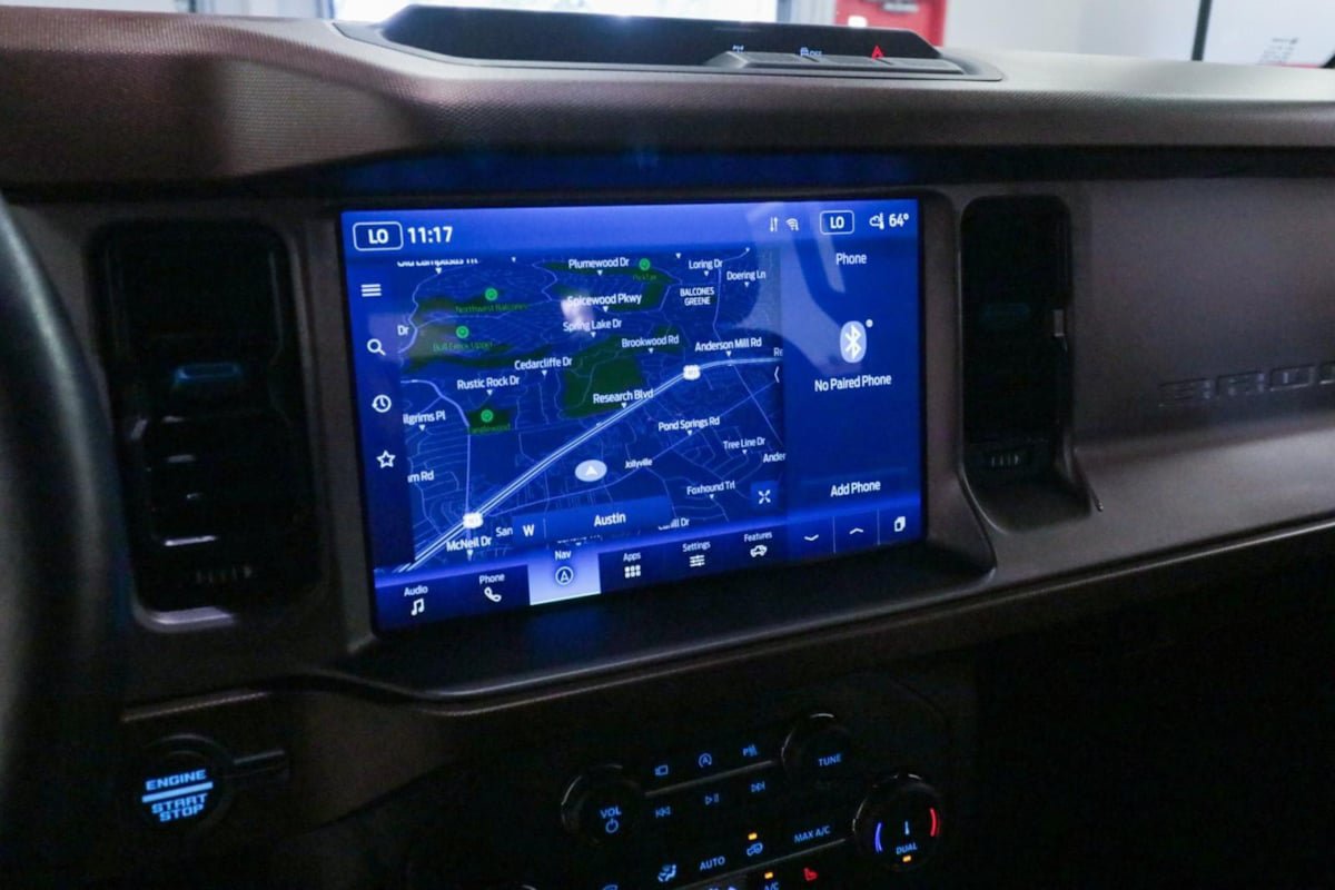 Used 2022 Ford Bronco Outer Banks AWD/4WD image 14