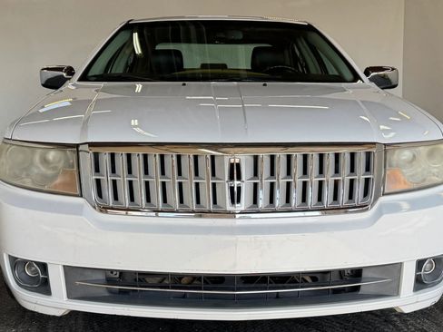 Used 2007 Lincoln MKZ FWD image 3
