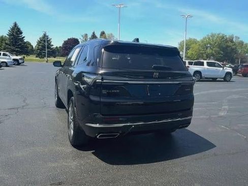 Certified 2025 Buick Enclave Avenir w/ Super Cruise Package AWD/4WD image 7