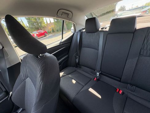 Used 2025 Toyota Camry LE image 39