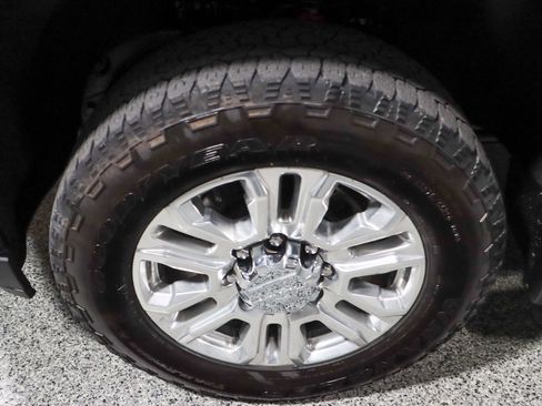 Used 2022 GMC Sierra 2500 Denali w/ Technology Package image 11