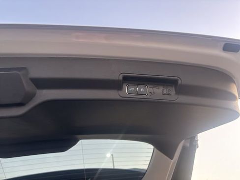 New 2026 Ford Explorer Active w/ Active Comfort Package AWD/4WD image 17
