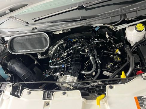 Used 2024 Ford Transit 350 XLT image 34