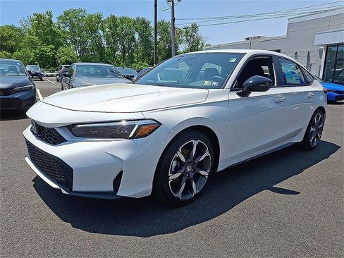 New 2025 Honda Civic Sport Touring image 2