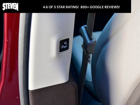 Used 2020 Chrysler Pacifica Touring-L image 15