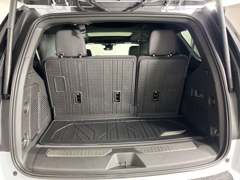 New 2026 Chevrolet Tahoe High Country image 11