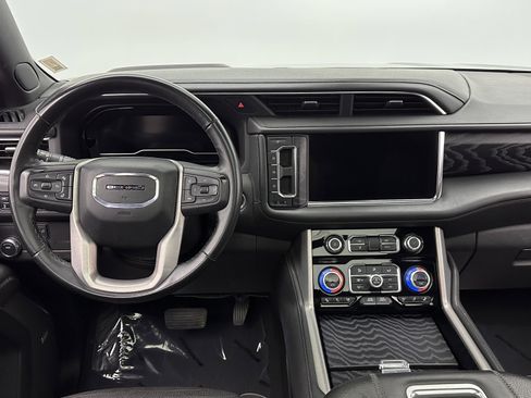 Used 2023 GMC Yukon XL Denali image 27