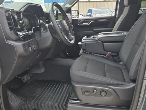 Used 2026 Chevrolet Silverado 1500 LT w/ All Star Edition Plus RWD image 11