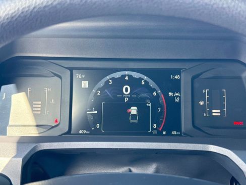 Used 2025 Toyota Tacoma SR image 31