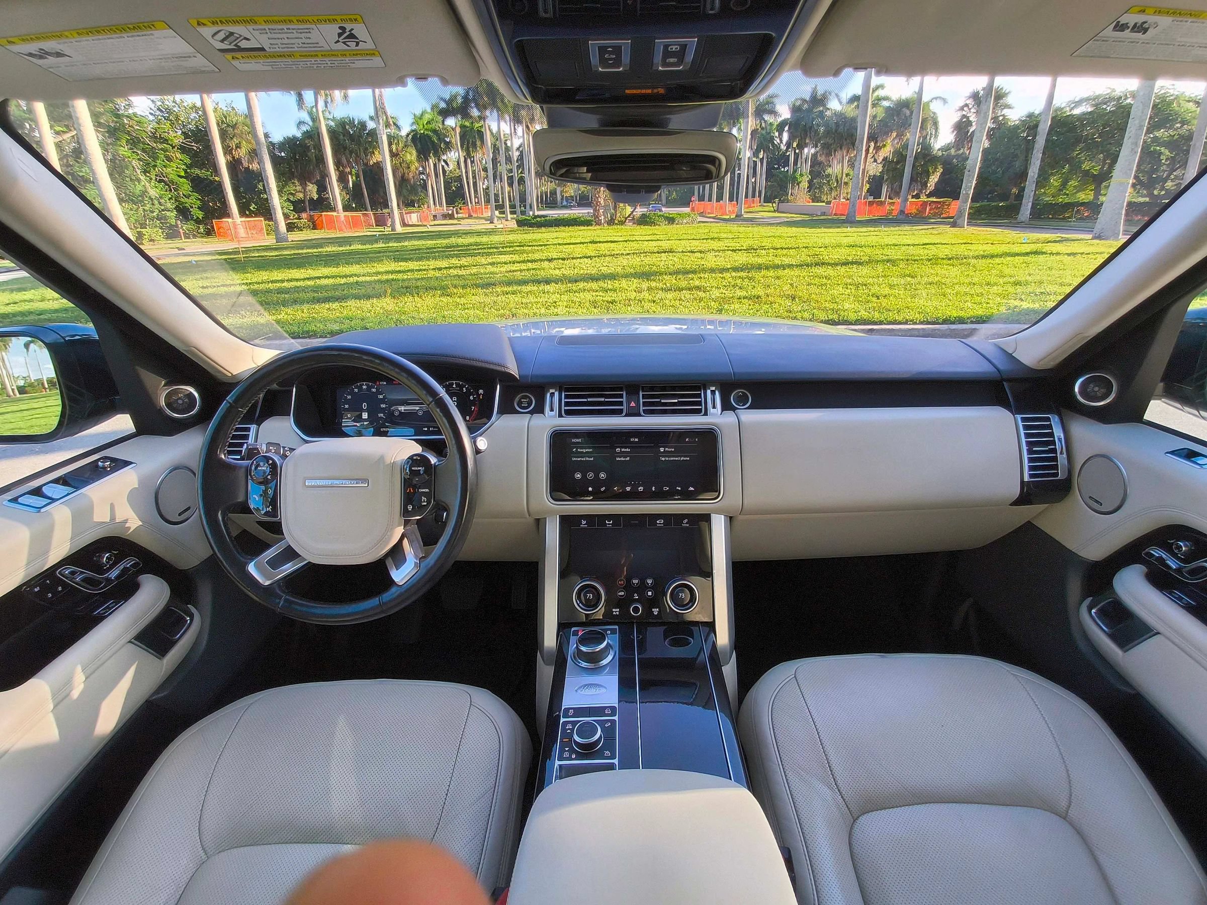 Used 2019 Land Rover Range Rover Supercharged AWD/4WD image 8