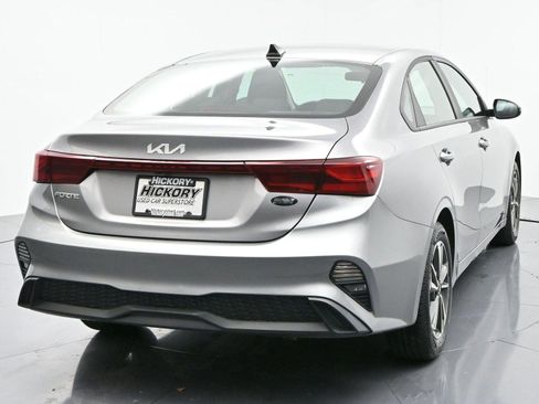 Used 2023 Kia Forte LXS w/ LXS Technology Package image 6
