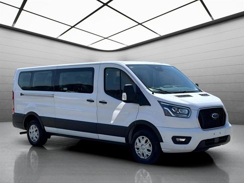 Used 2023 Ford Transit 350 XLT image 3