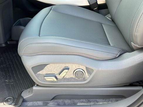 New 2026 Kia EV9 Light RWD image 15