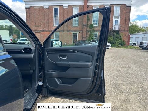 Used 2025 Honda Pilot Elite image 31
