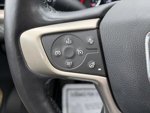 Used 2019 GMC Acadia Denali w/ Technology Package AWD/4WD image 16