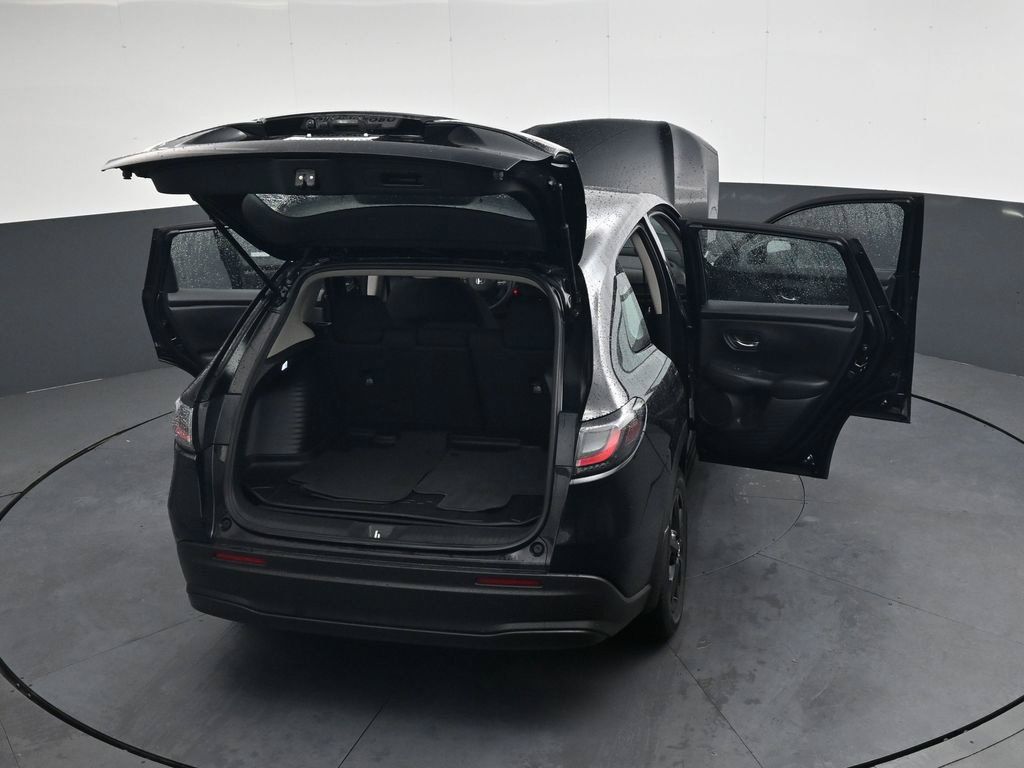 Used 2024 Honda HR-V LX image 45