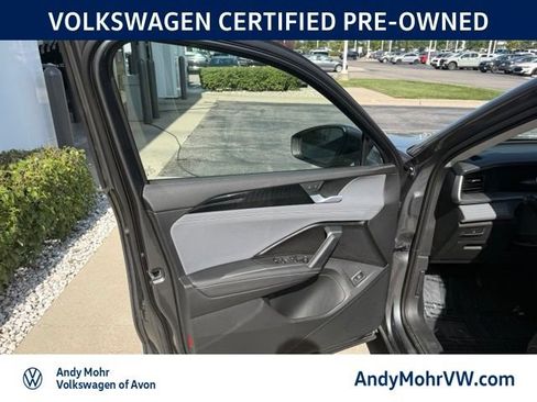 Used 2026 Volkswagen Tiguan SE AWD/4WD image 15