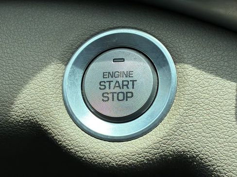 Used 2019 Hyundai Elantra ECO FWD image 29