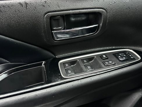 Used 2020 Mitsubishi Outlander SEL image 8